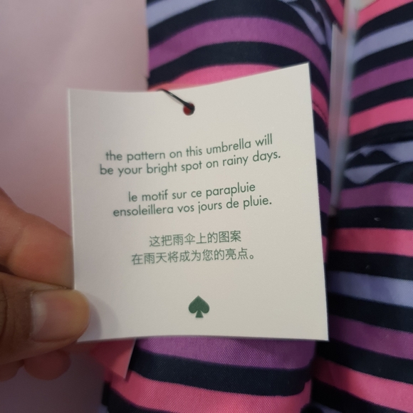Kate Spade Umbrella lips - Picture 2 of 3